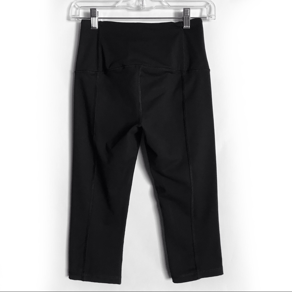 KNOCKOUT BY VICTORIA’S SECRET Black Crop Leggings - Picture 6 of 11